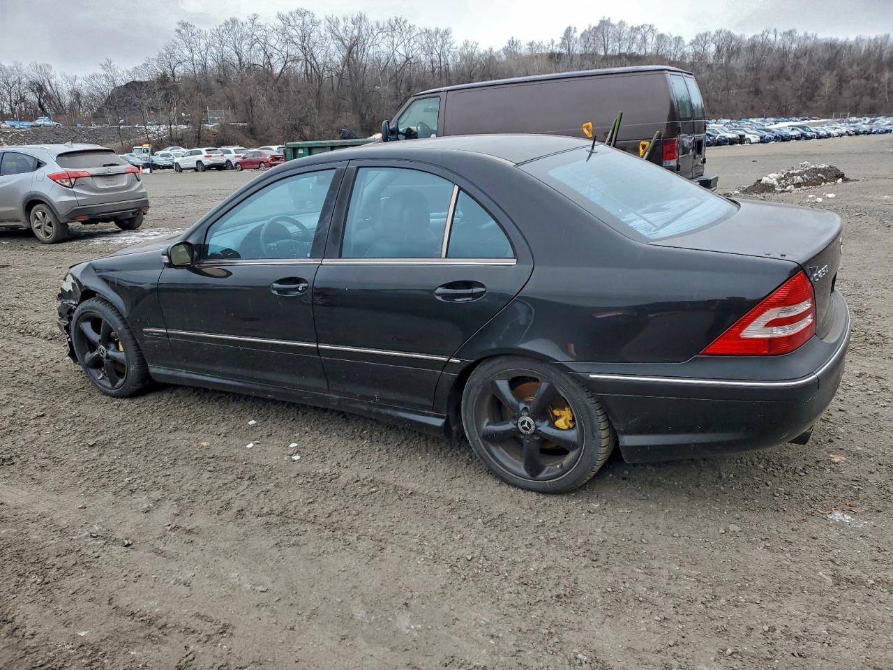 Mercedes-Benz C-Class 230 Image 7