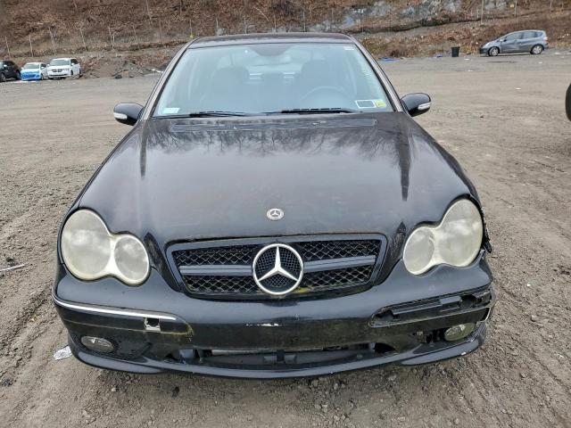 Mercedes-Benz C-Class 230 Image 4