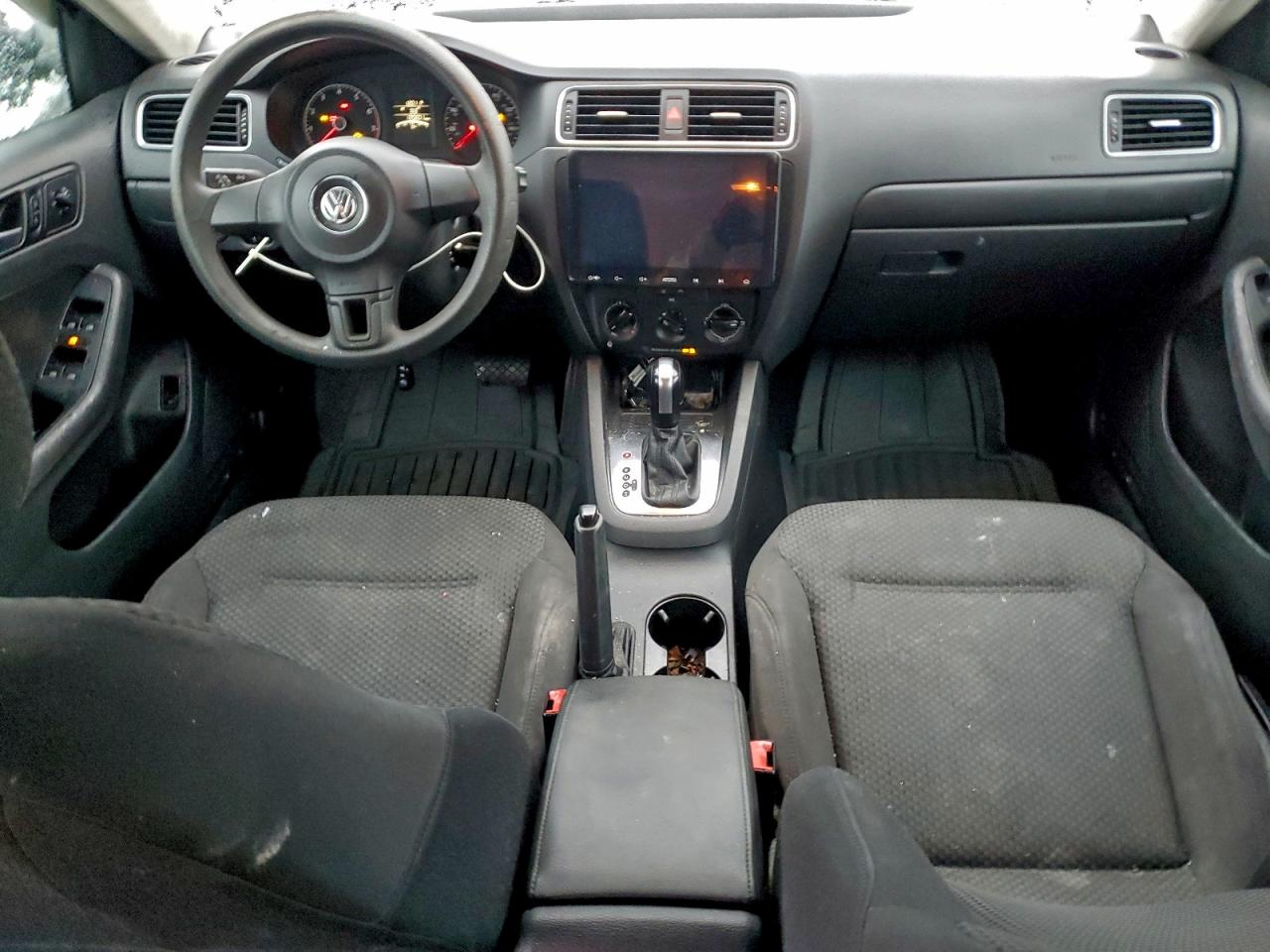 Volkswagen Jetta Base Image 6