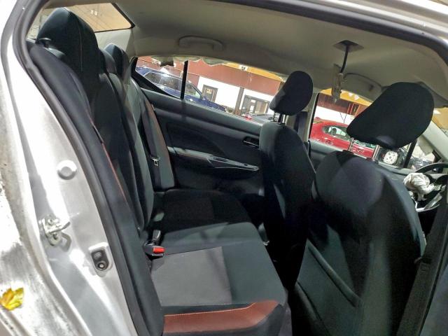 Nissan Versa Sr Image 9