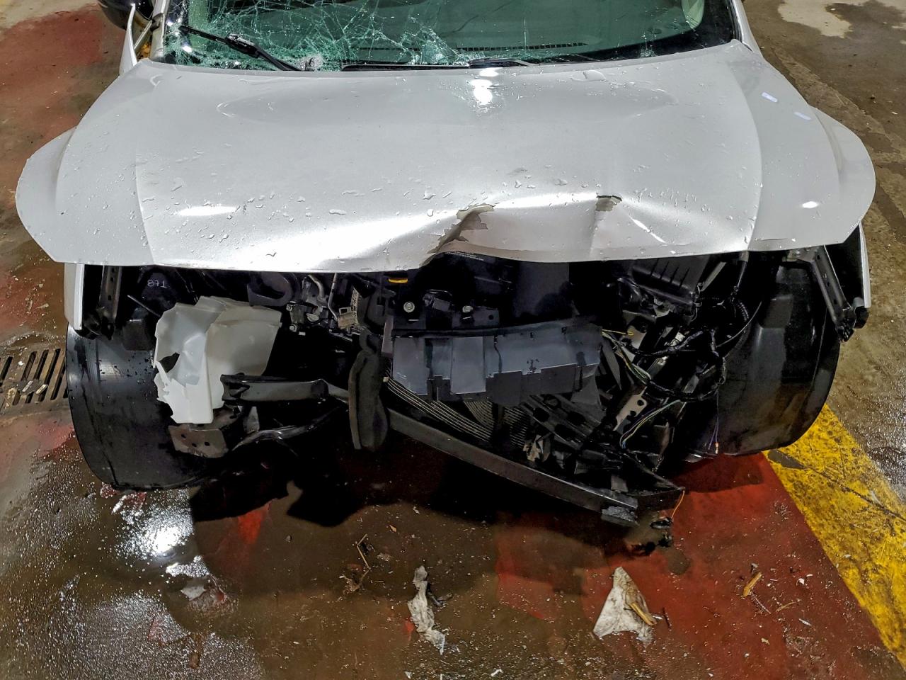 Nissan Versa Sr Image 8