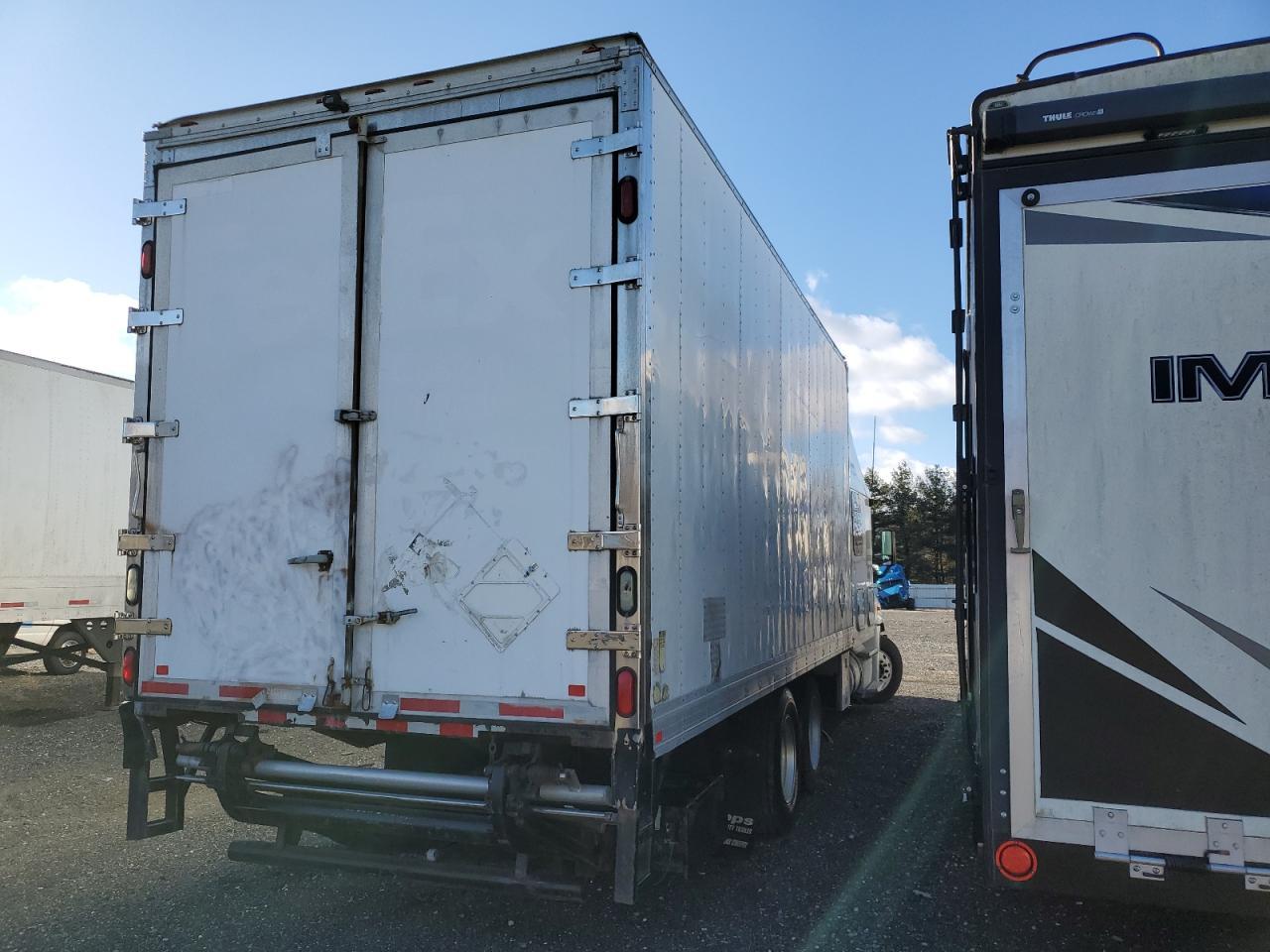 Freightliner Cascadia 1 Image 10