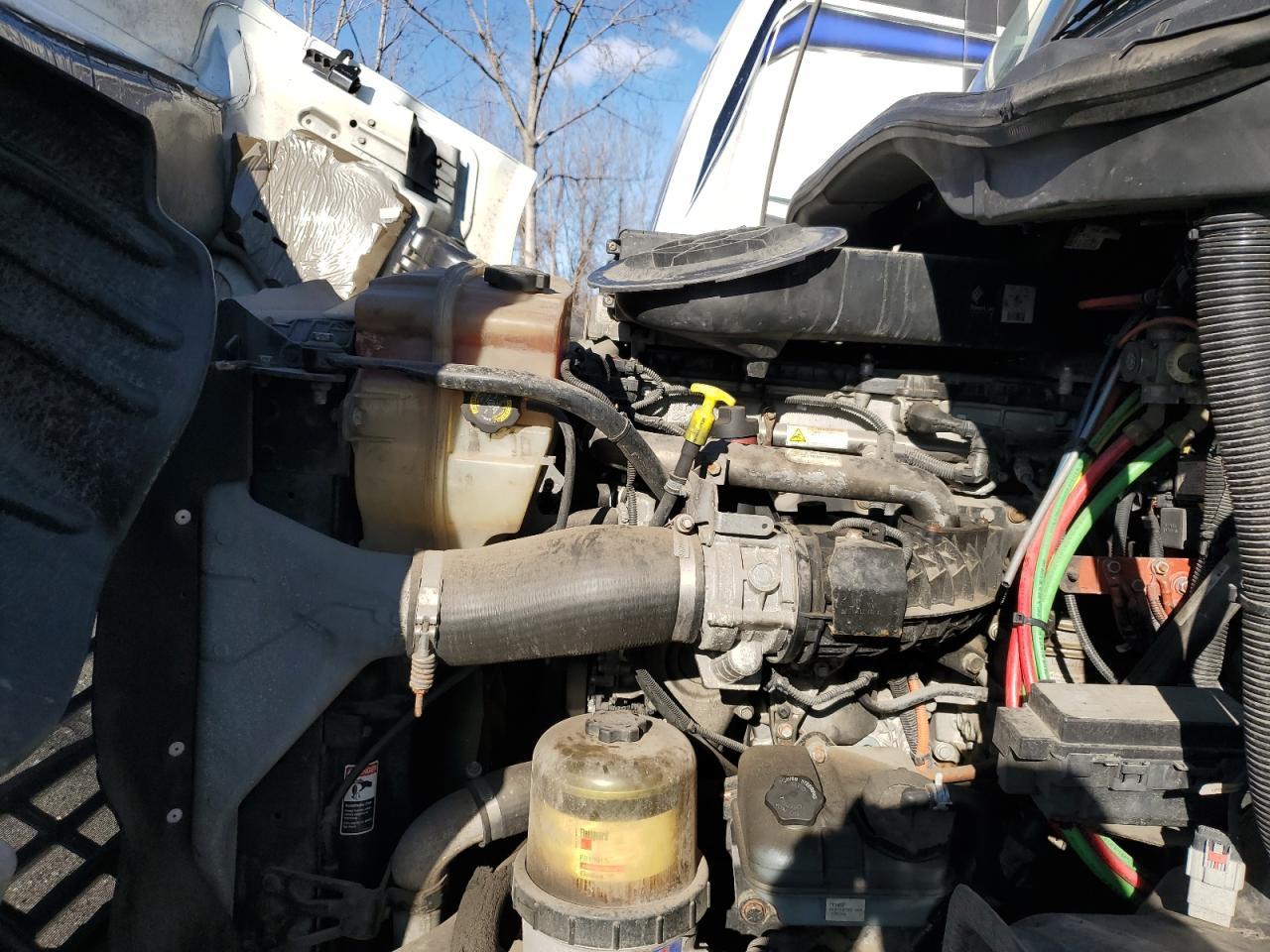 Freightliner Cascadia 1 Image 4