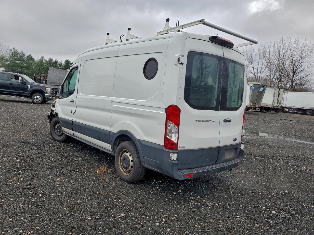 Ford Transit T-150 Image 2