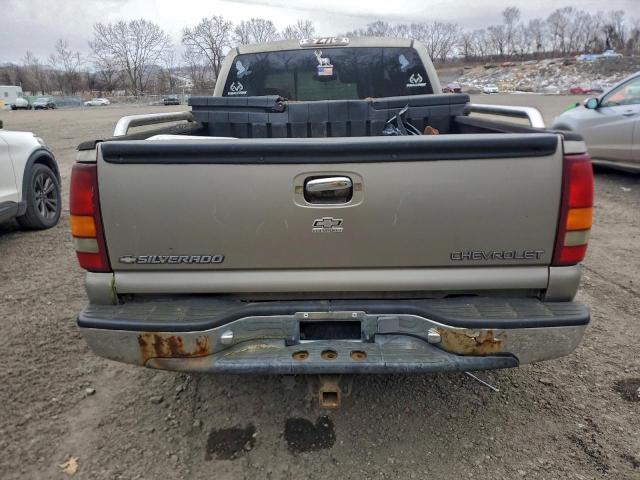 Chevrolet Silverado K1500 Image 7