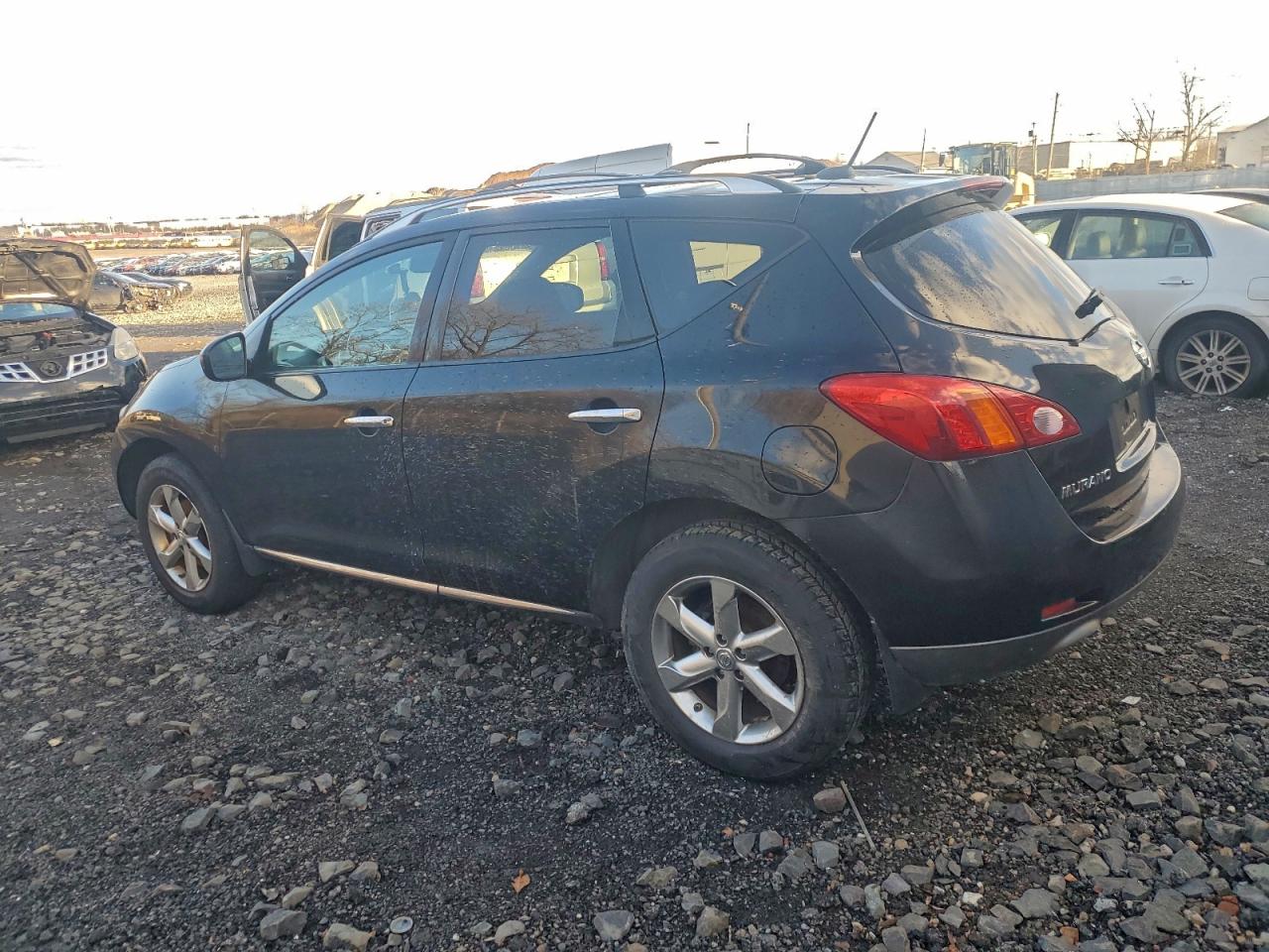 Nissan Murano S Image 10