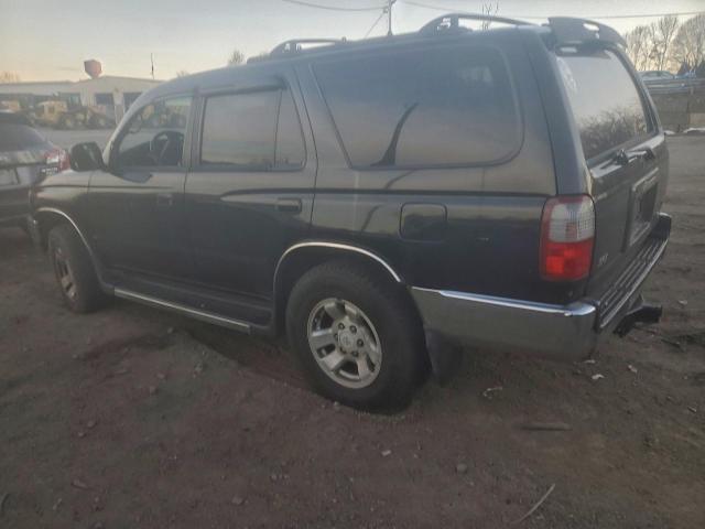 Toyota 4Runner Sr5 Image 2