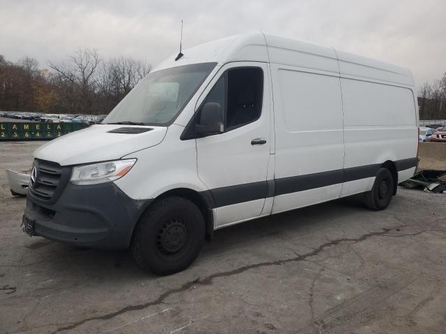  Salvage Mercedes-Benz Sprinter