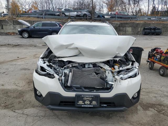 Subaru Crosstrek Limited Image 4