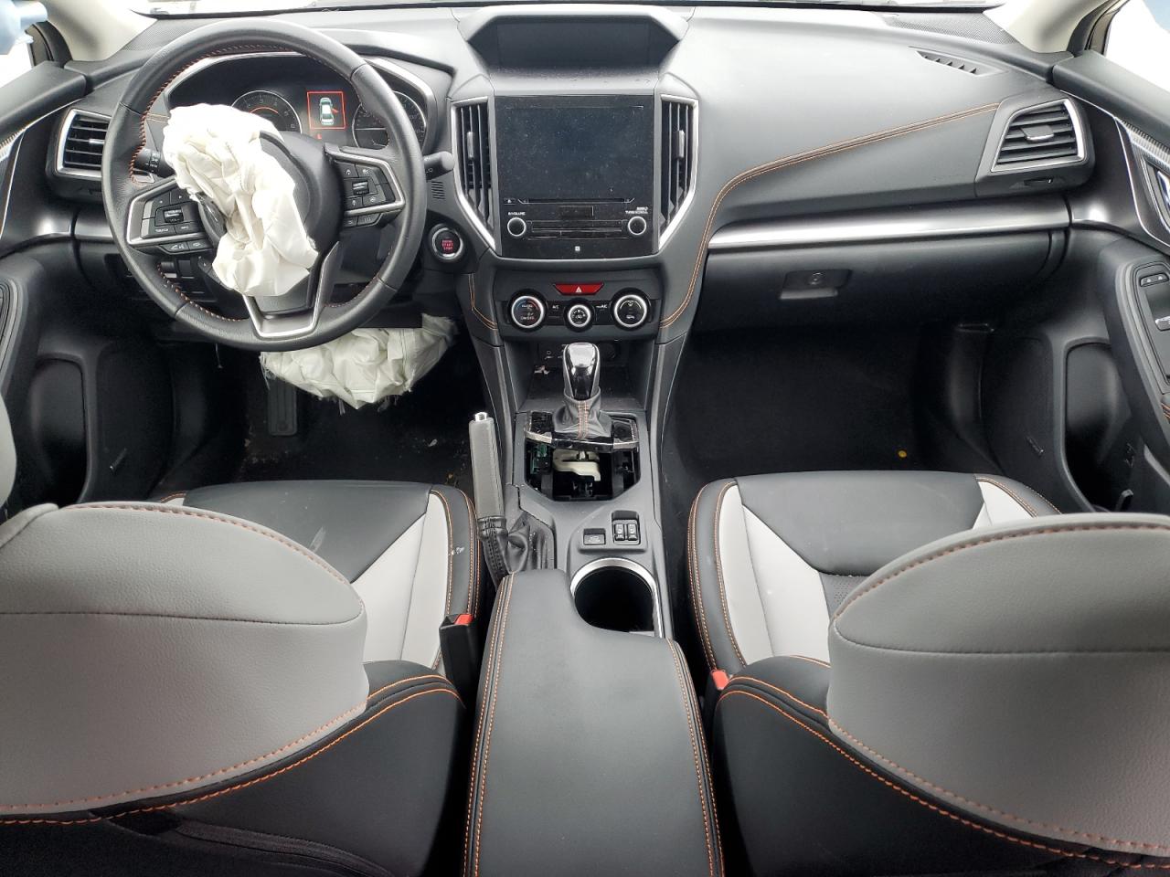 Subaru Crosstrek Limited Image 12