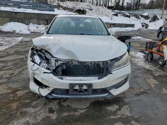 Honda Accord Touring Image 10