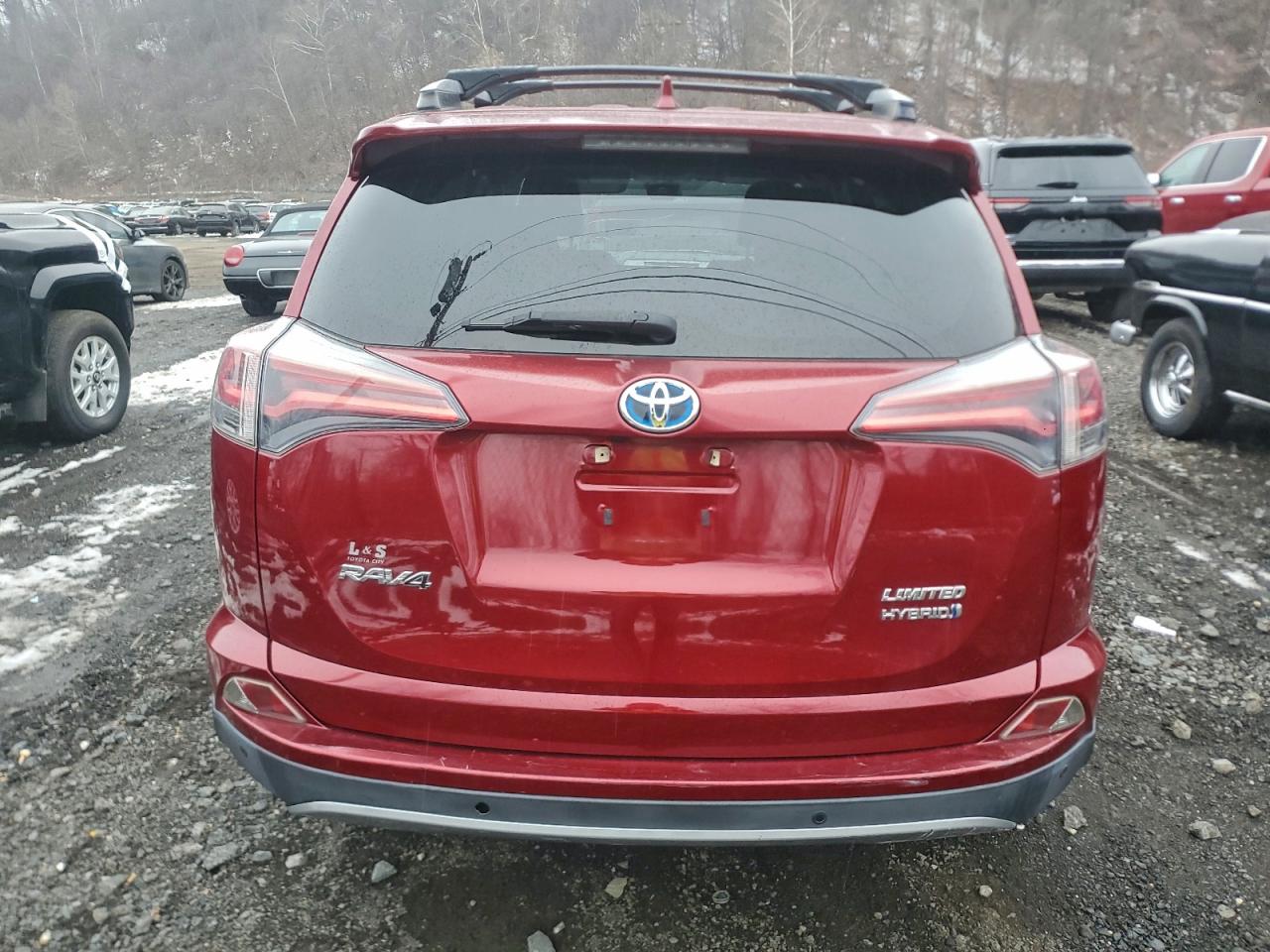 Toyota RAV4 Limited Image 7