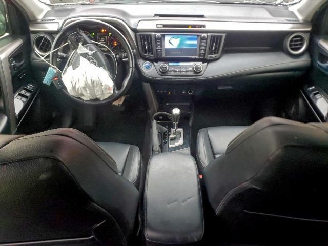 Toyota RAV4 Limited Image 8