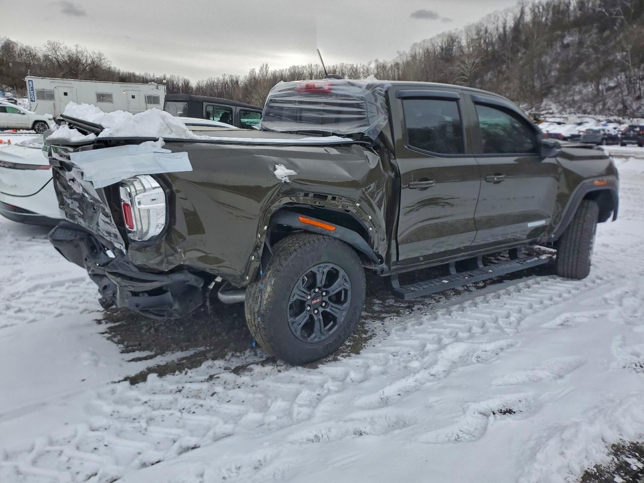 GMC Canyon Elevation Image 6