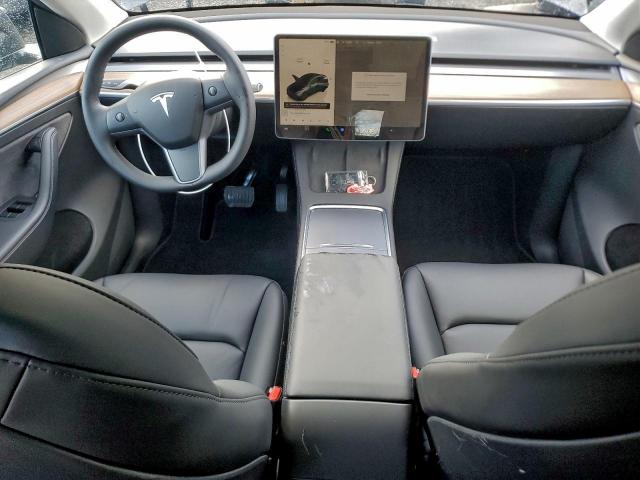 Tesla Model Y Image 7
