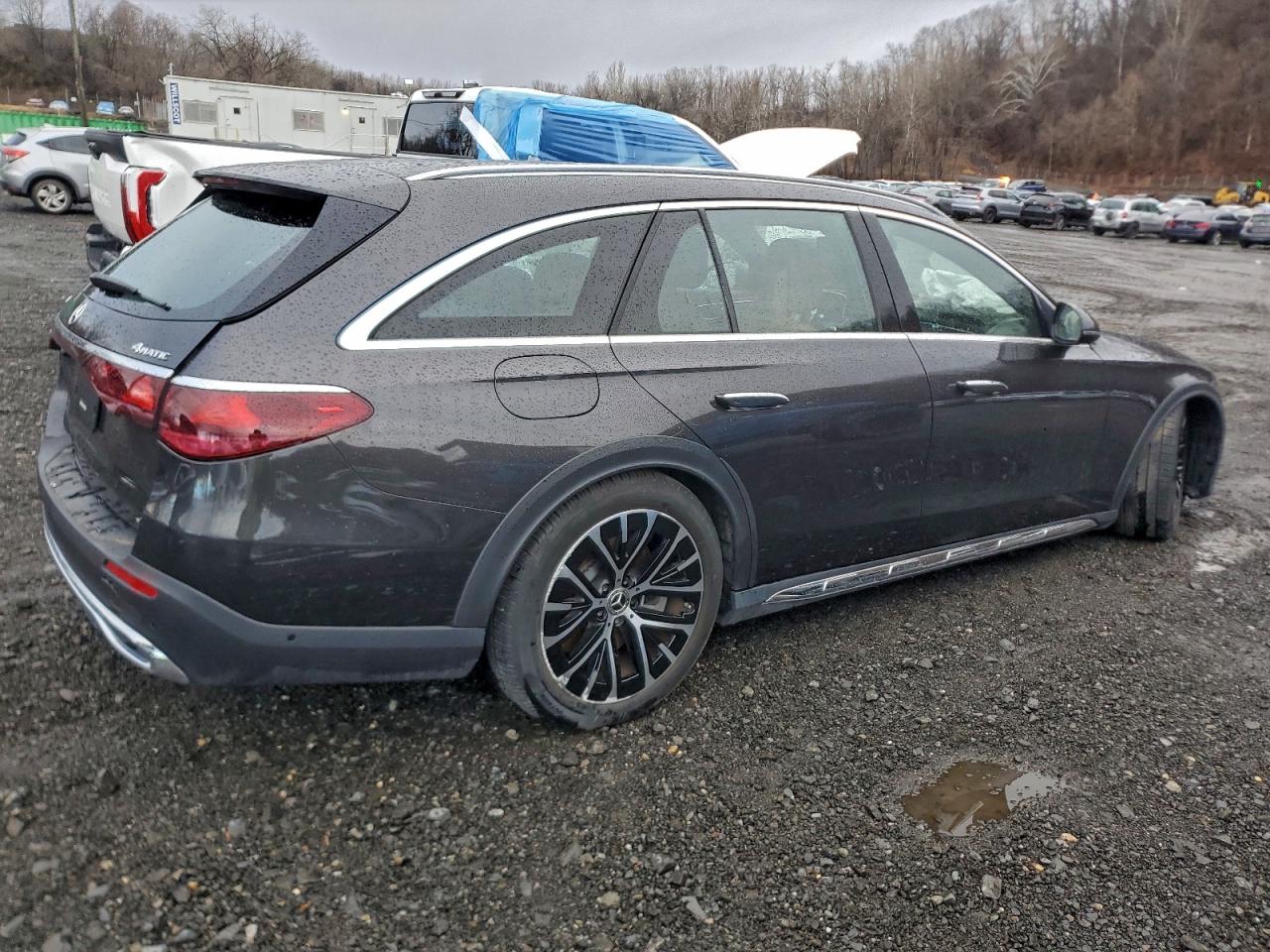 Mercedes-Benz E-Class 450 4m All Terrain Image 9