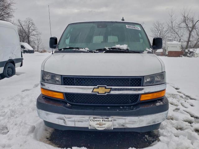 Chevrolet Express Lt Image 2