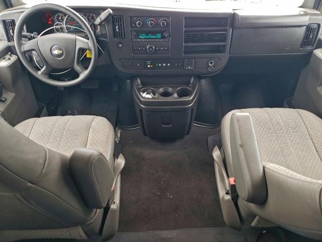 Chevrolet Express Lt Image 10