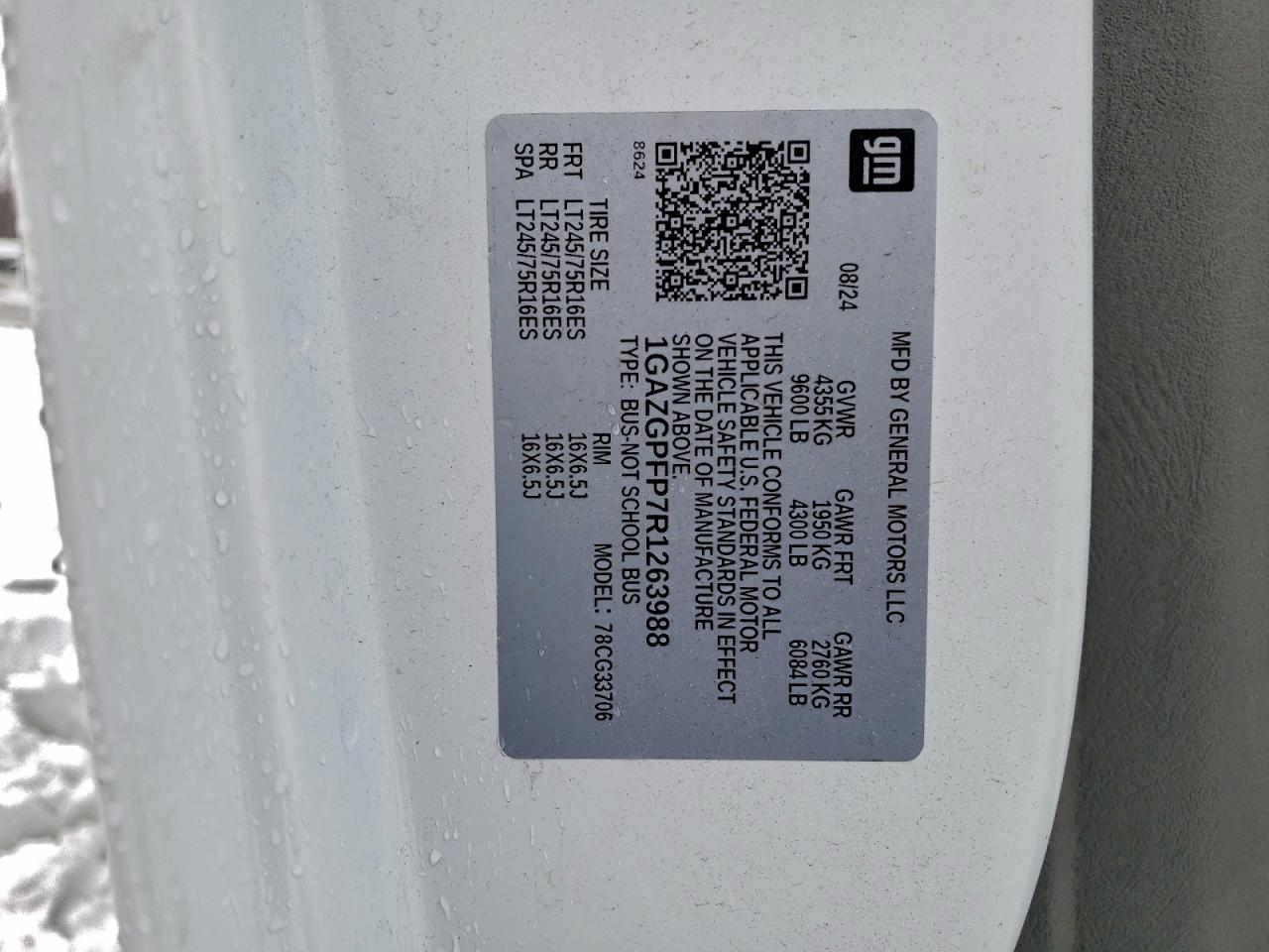 Chevrolet Express Lt Image 6