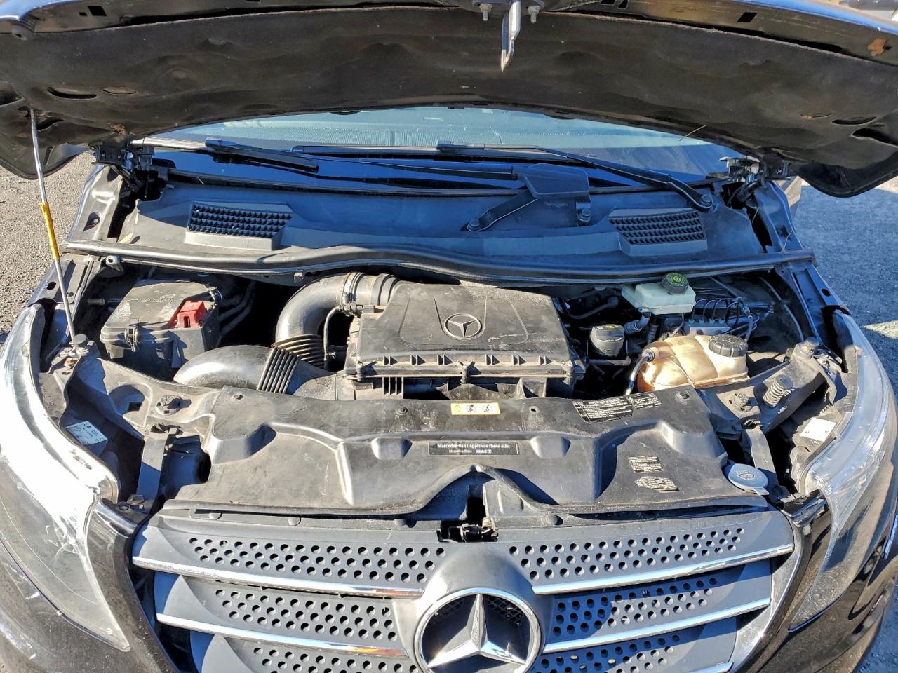 Mercedes-Benz Metris Image 2