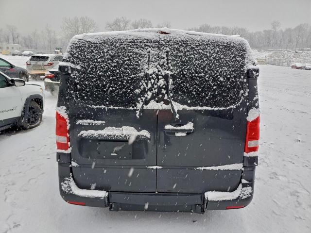 Mercedes-Benz Metris Image 7