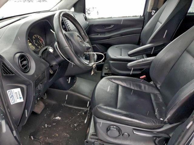 Mercedes-Benz Metris Image 10