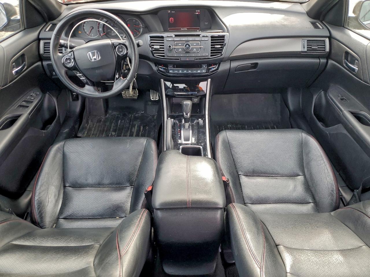 Honda Accord Sport Special Edition Image 12