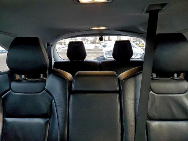 Acura MDX Image 8