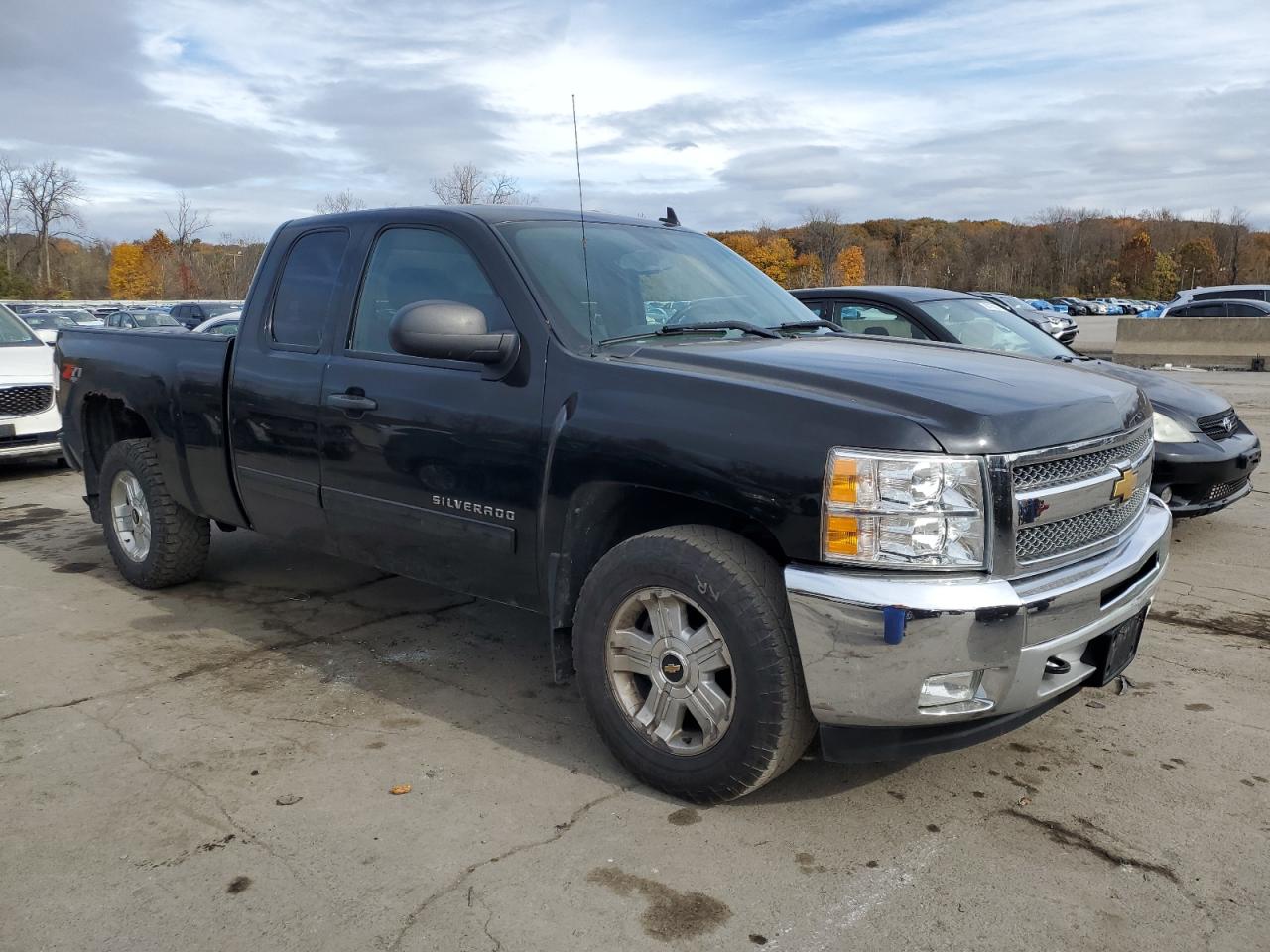Chevrolet Silverado K1500 Lt Image 3