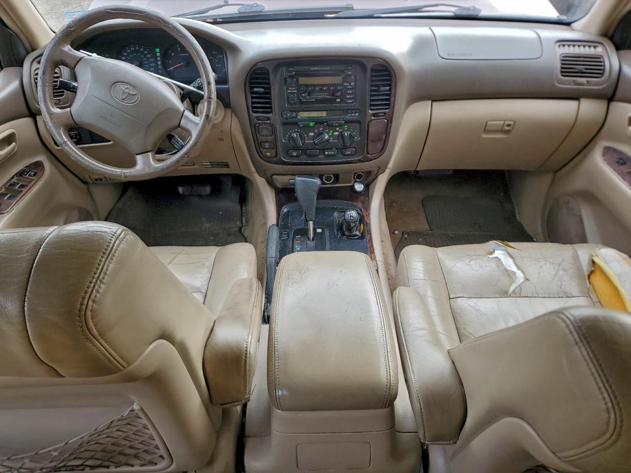 Toyota Land Cruis Image 6