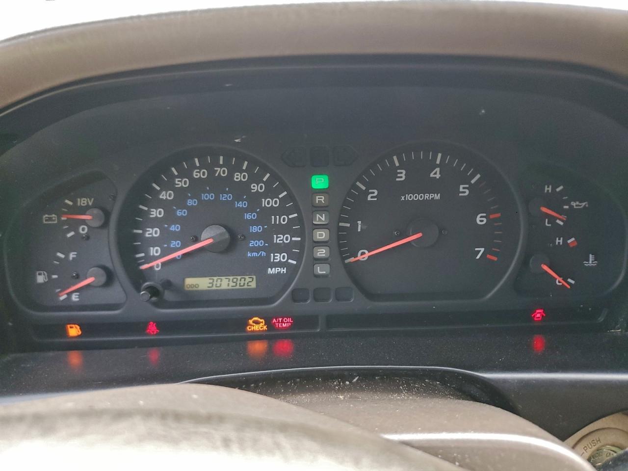 Toyota Land Cruis Image 8