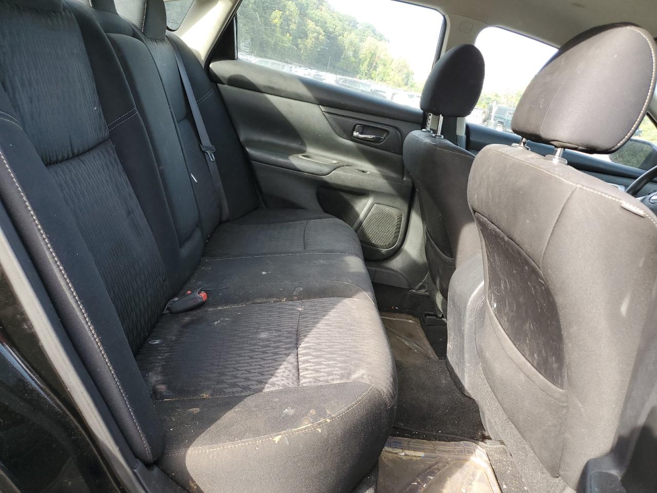 Nissan Altima 2.5 Image 6