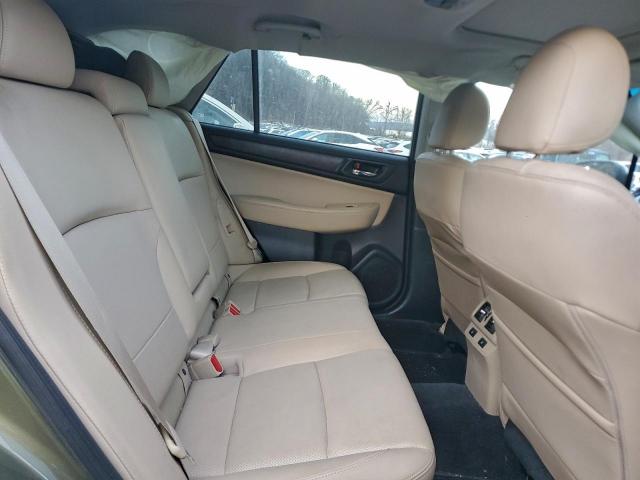 Subaru Outback 2.5i Limited Image 10
