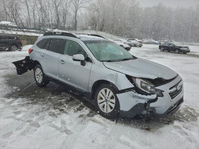 Subaru Outback 2.5i Premium Image 12