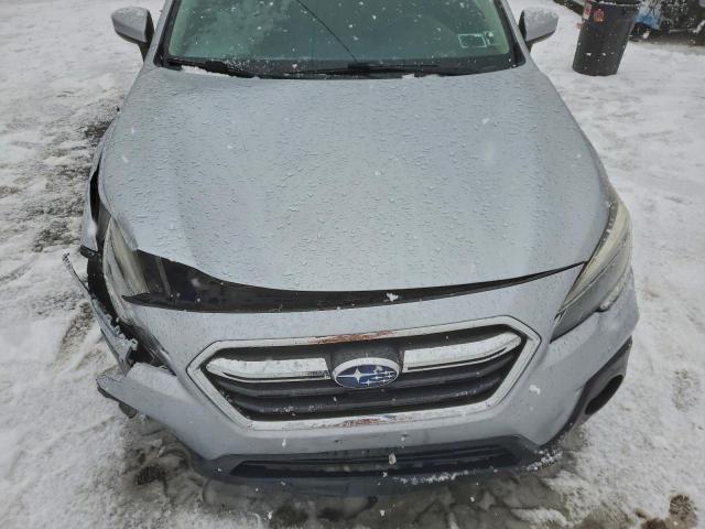 Subaru Outback 2.5i Premium Image 11