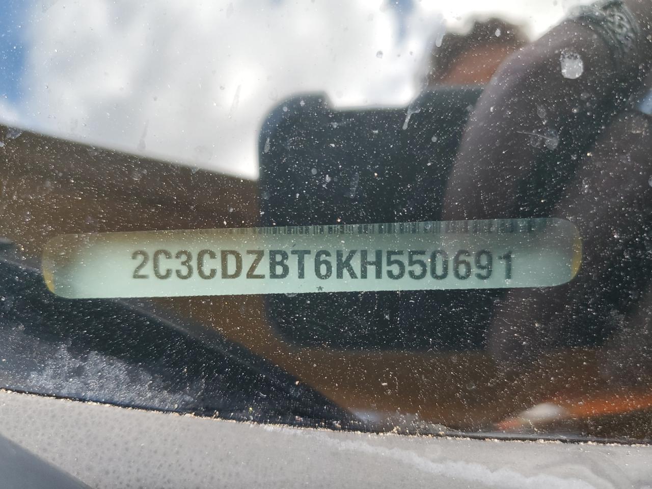 Dodge Challenger R/t Image 6