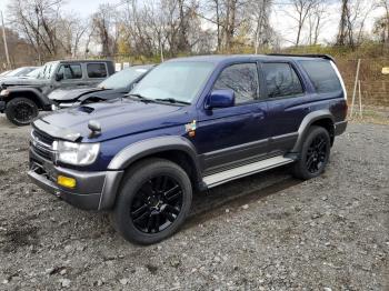  Salvage Toyota Hilux