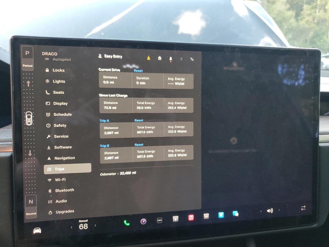 Tesla Model X Image 12