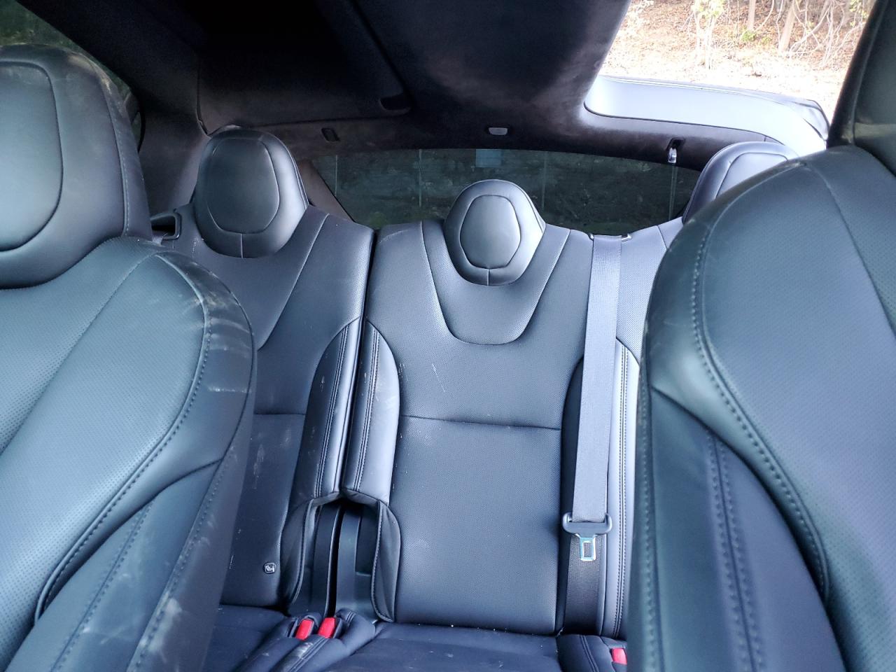 Tesla Model X Image 9