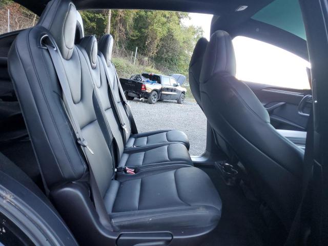 Tesla Model X Image 13
