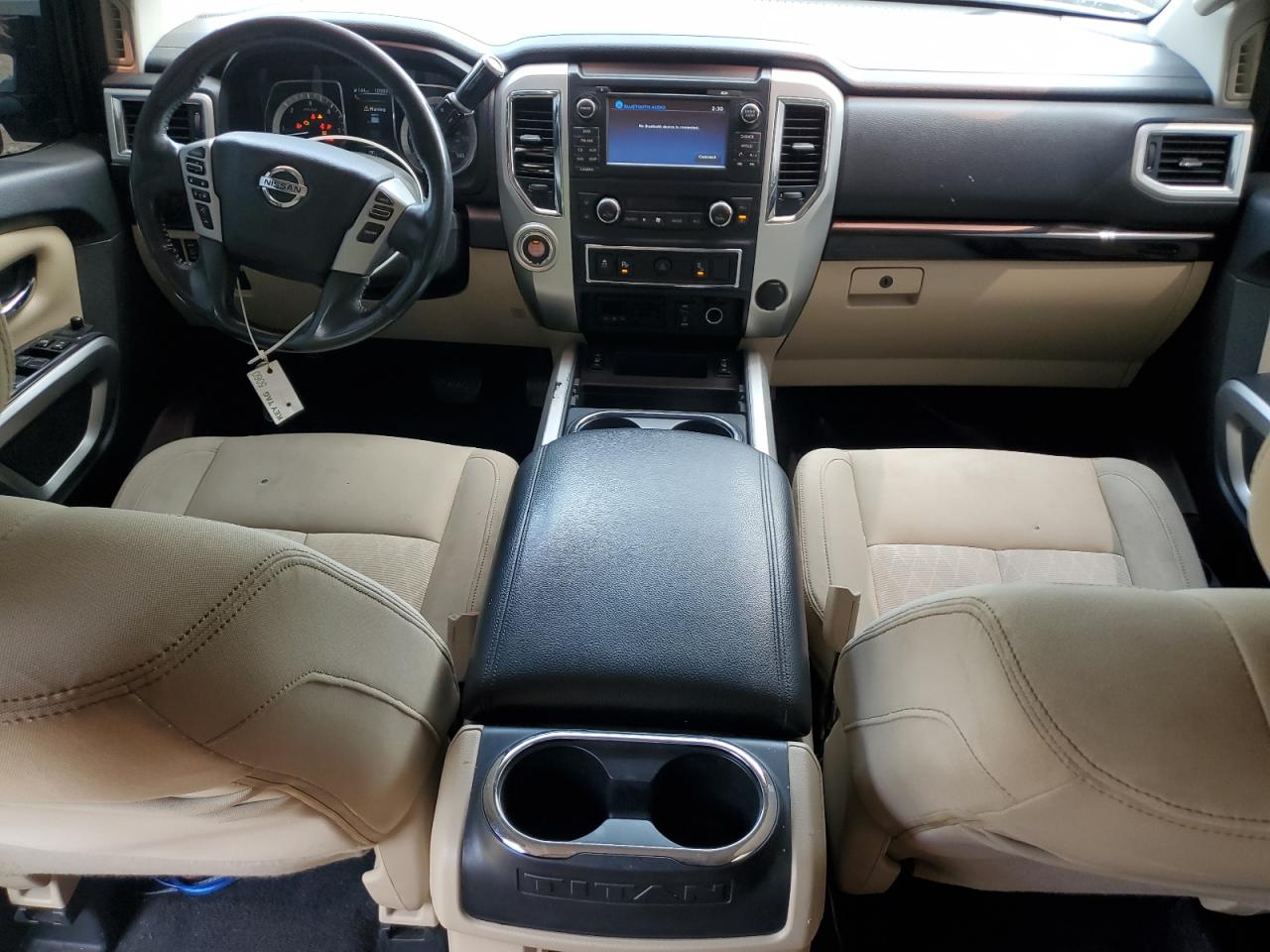 Nissan Titan Sl Image 6