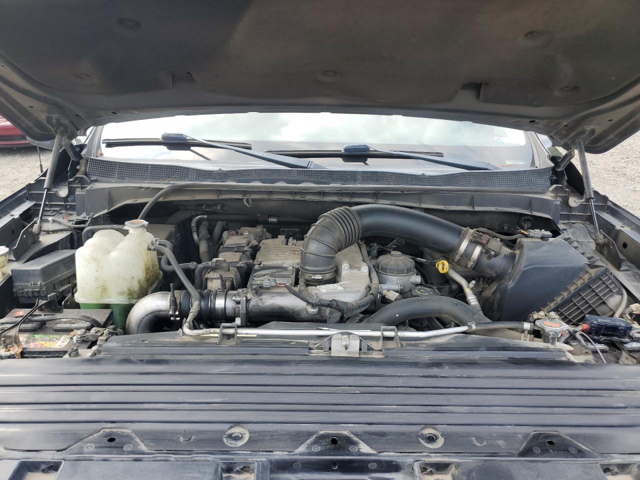 Nissan Titan Sl Image 10