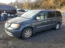 Chrysler Minivan Touring Image 1