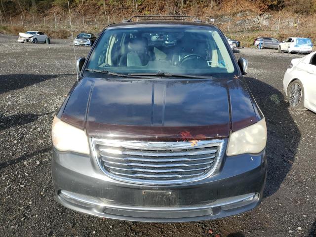 Chrysler Minivan Touring Image 13