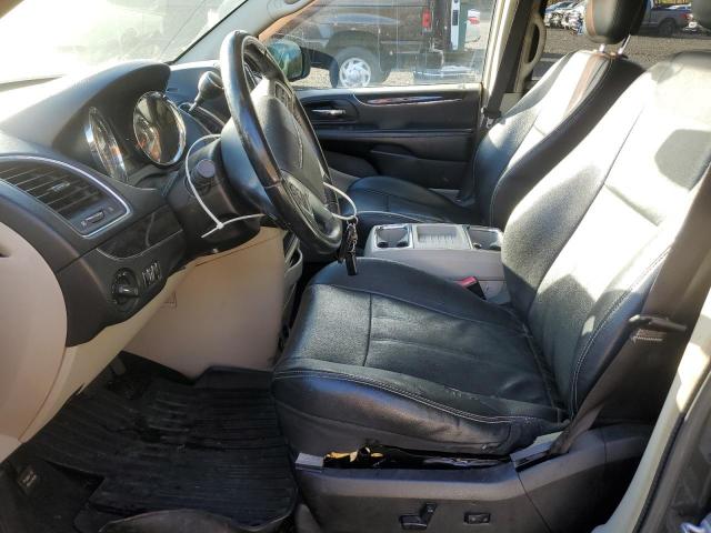 Chrysler Minivan Touring Image 3