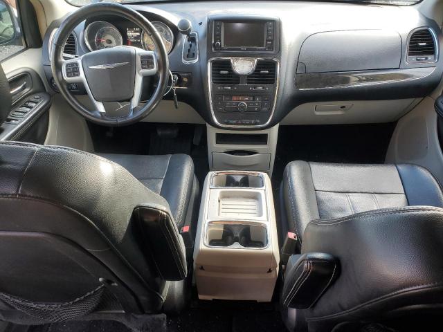 Chrysler Minivan Touring Image 7