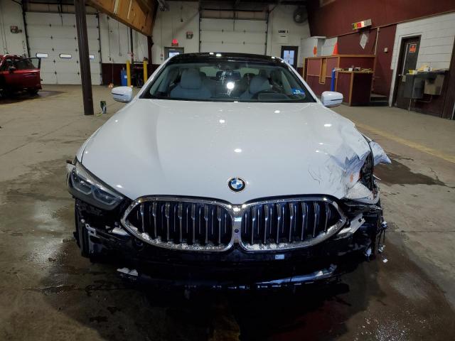 BMW 8 Series Image 5