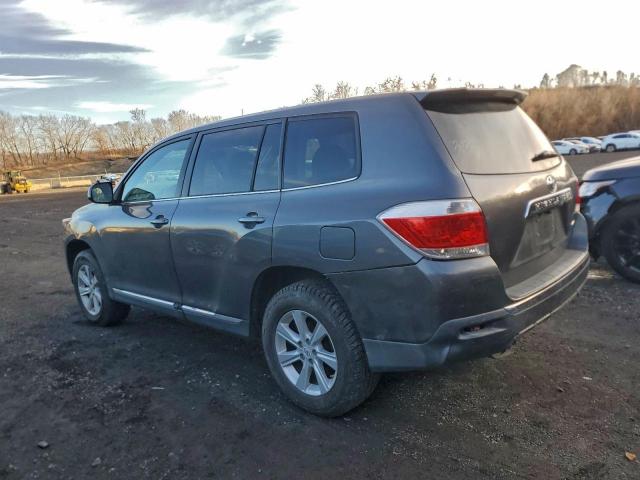Toyota Highlander Base Image 2