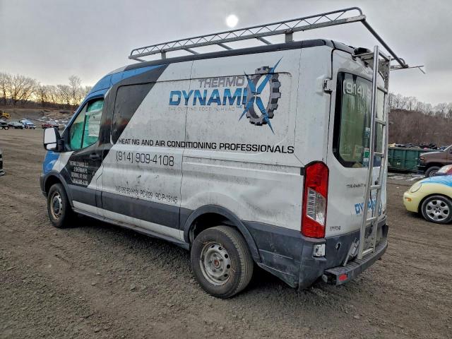 Ford Transit T-150 Image 2