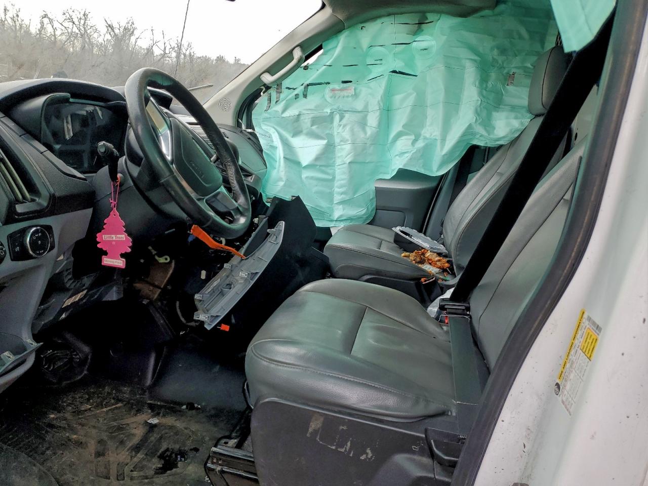 Ford Transit T-150 Image 11